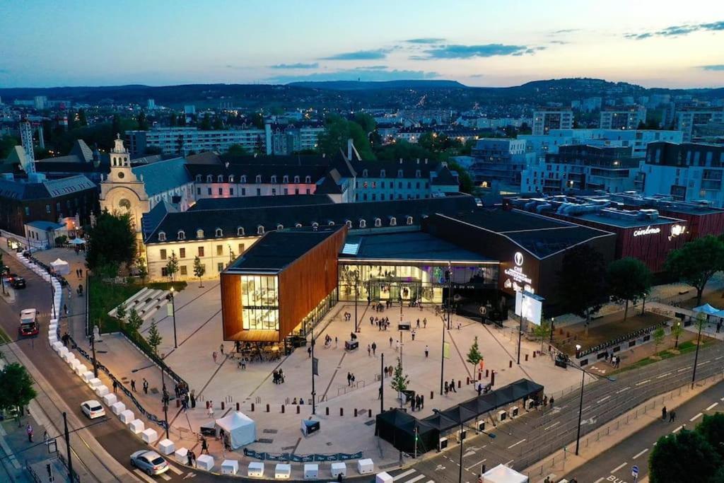 Le Terracotta : Au Coeur Du Centre Historique Apartment Dijon Bagian luar foto